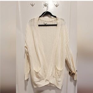 American Eagle ecru open knit cardigan